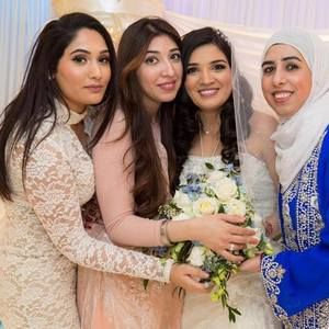 Meet your Posher, Humaira